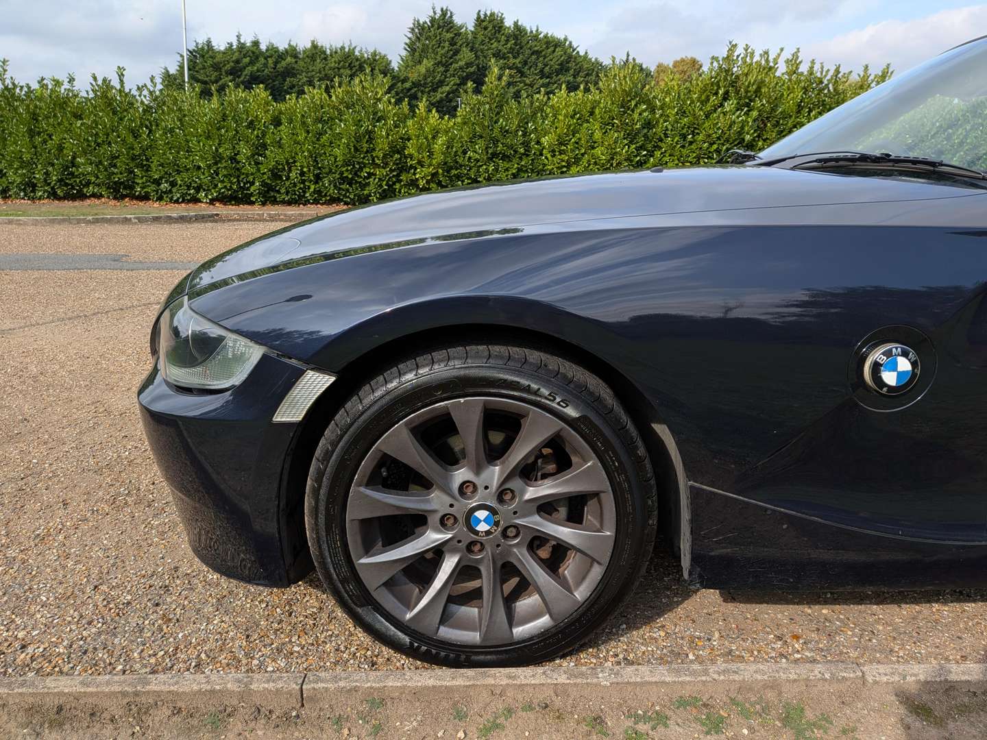 <p>2006 BMW Z4 SE</p>