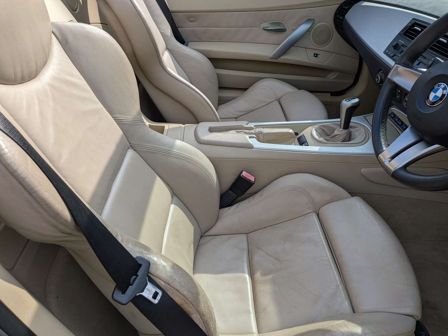 <p>2006 BMW Z4 SE</p>