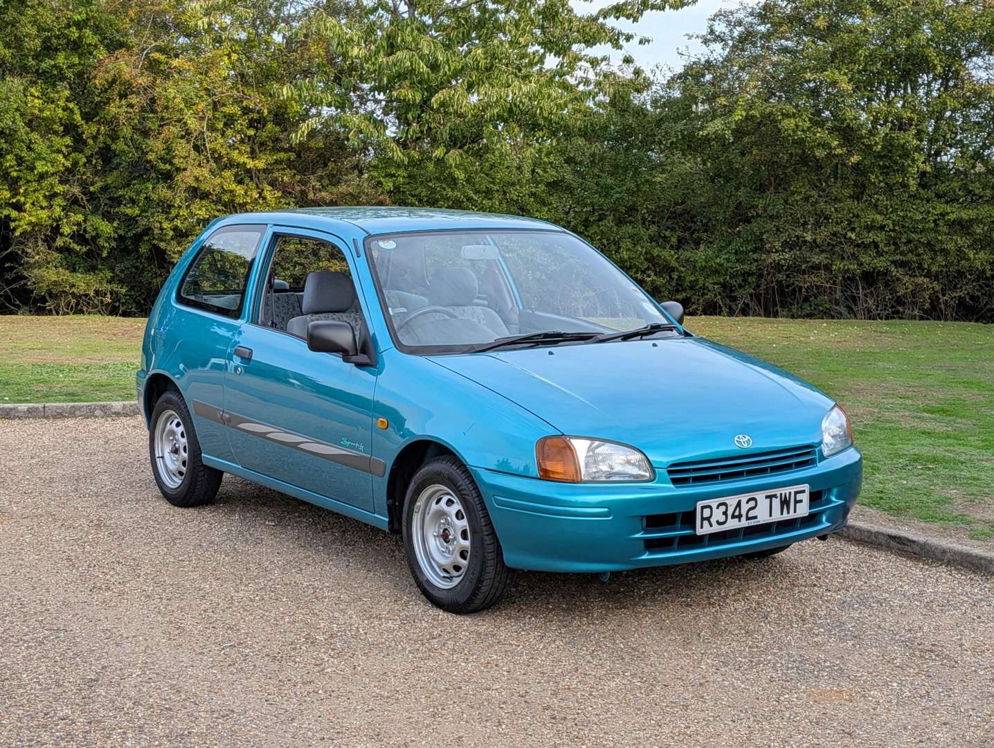 <p>1998 TOYOTA STARLET SPORTIF - ONE REGISTERED OWNER FROM NEW</p>