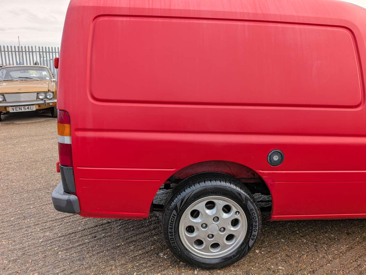 <p>1996 FORD ESCORT VAN 55D</p>
