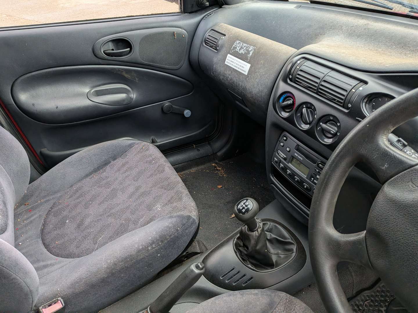 <p>1996 FORD ESCORT VAN 55D</p>