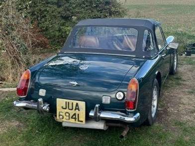 <p>1972 MG MIDGET</p>