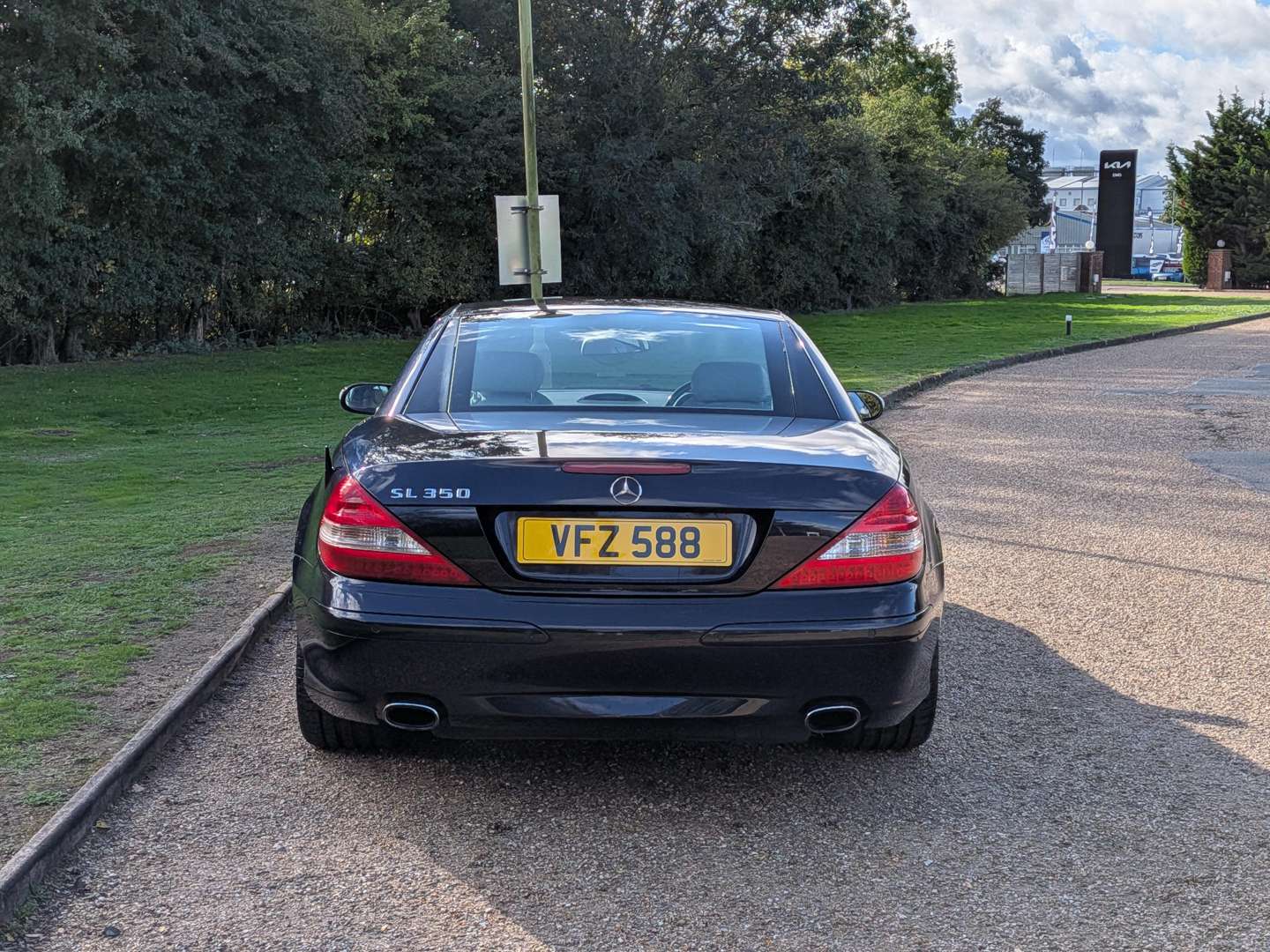 <p>2006 MERCEDES SL350 R230 AUTO</p>