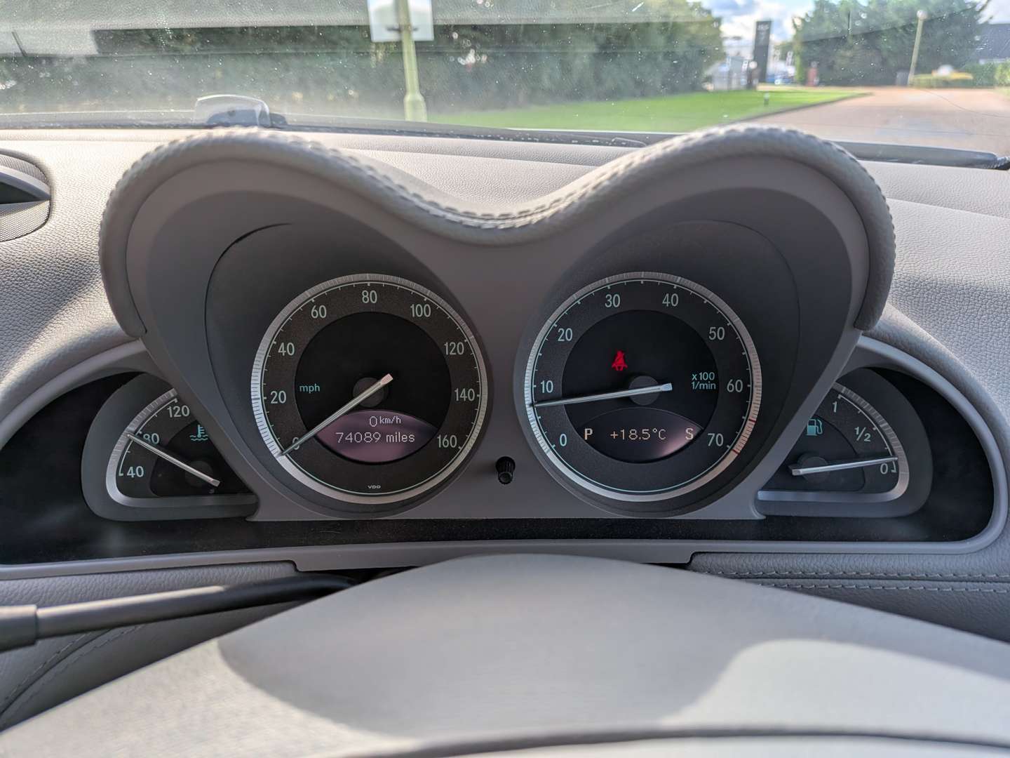 <p>2006 MERCEDES SL350 R230 AUTO</p>