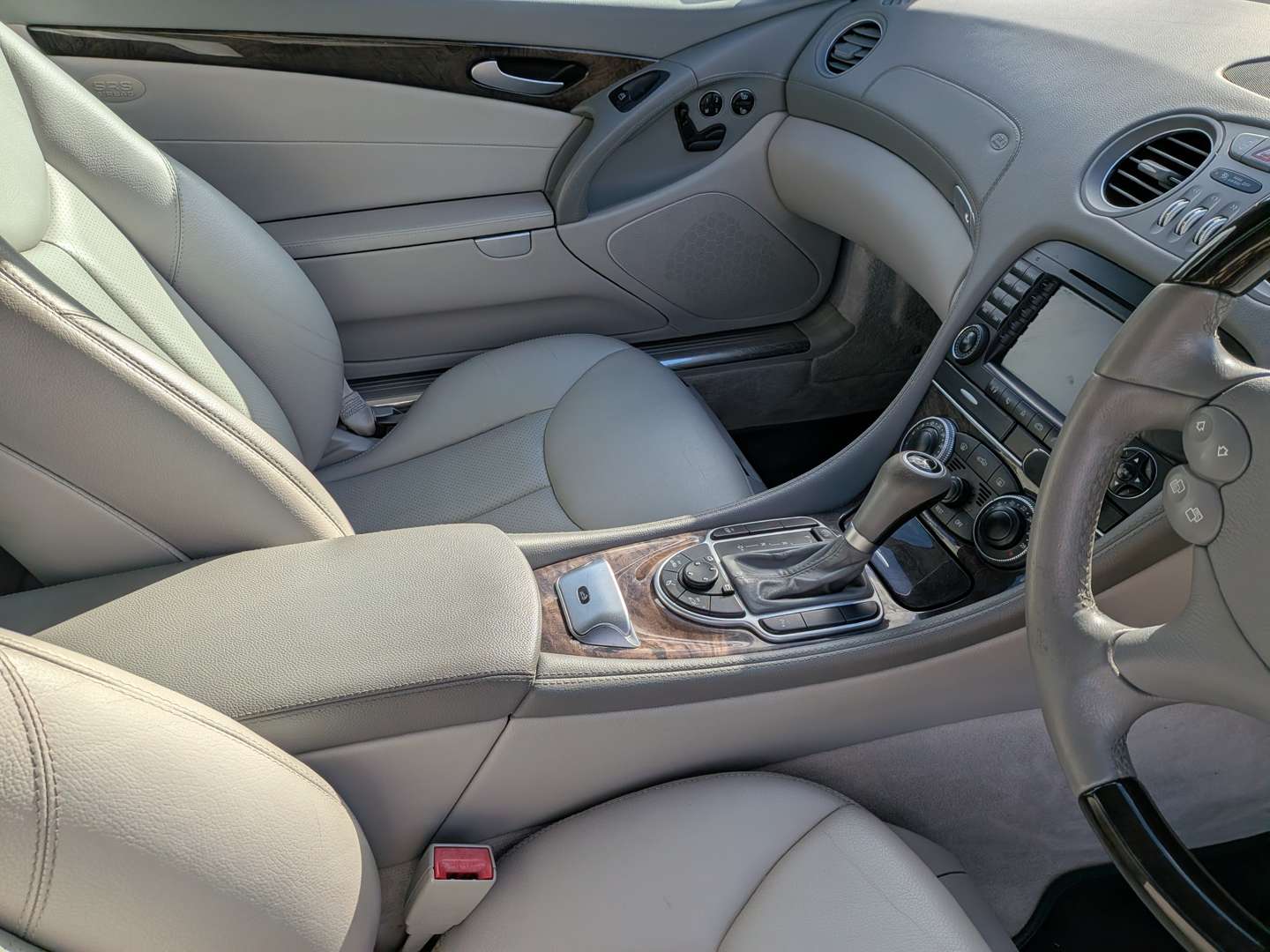 <p>2006 MERCEDES SL350 R230 AUTO</p>