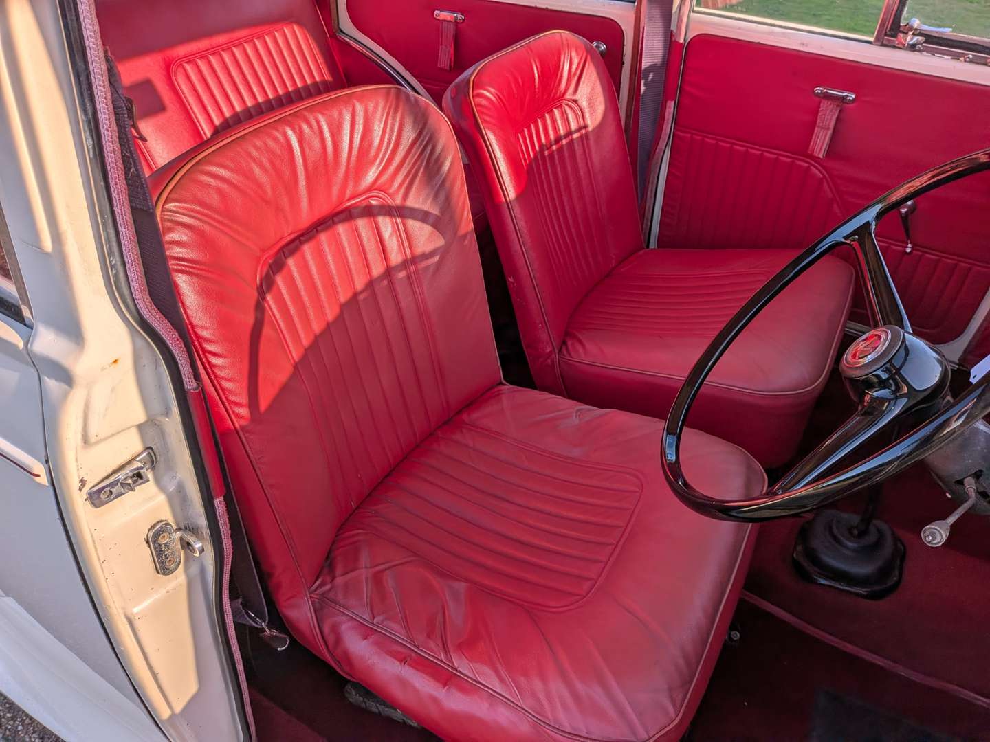 <p>1967 MORRIS MINOR 1000</p>