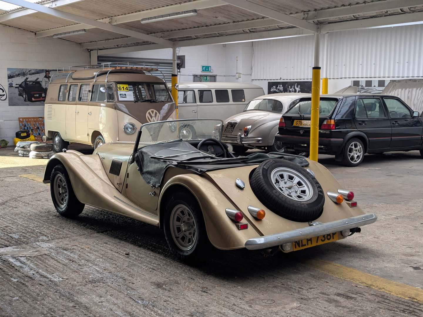 <p>1976 MORGAN PLUS 8 - 2,300 MILES AND ONE OWNER FROM NEW</p>