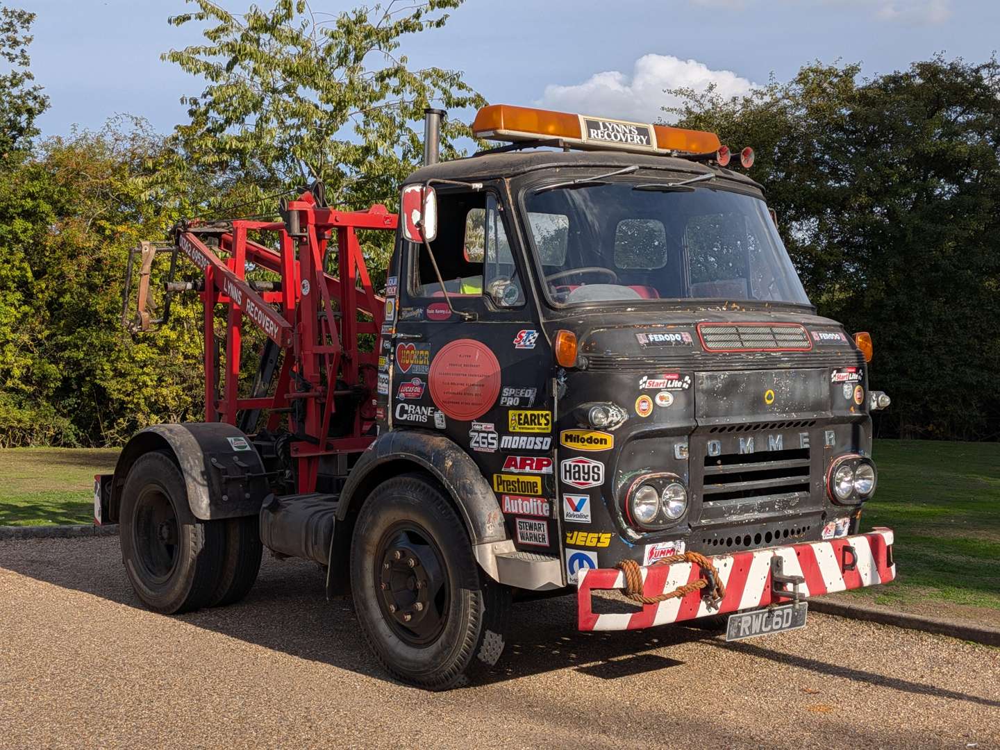 <p>1966 COMMER QX MAXILOAD RECOVERY</p>