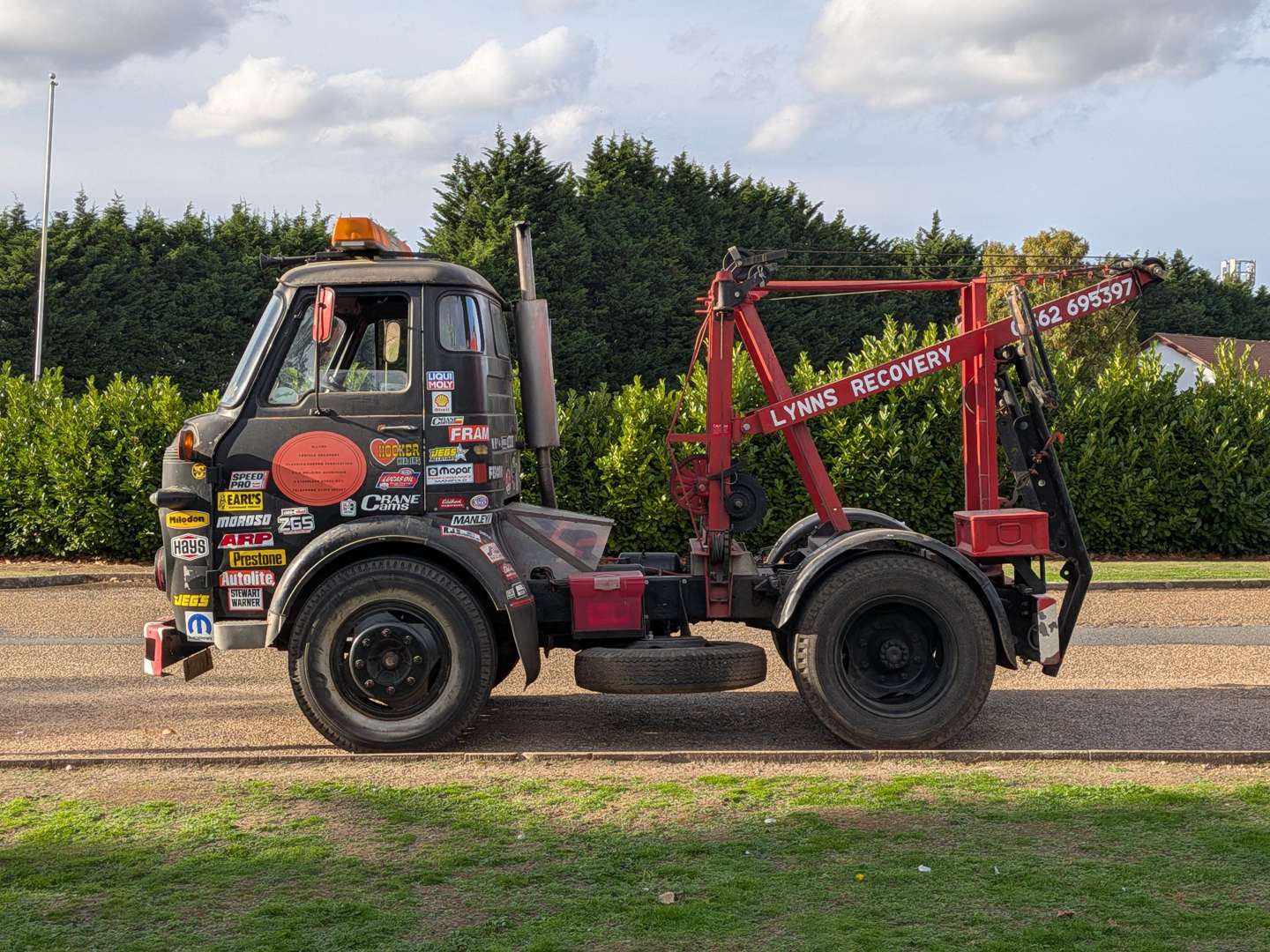 <p>1966 COMMER QX MAXILOAD RECOVERY</p>