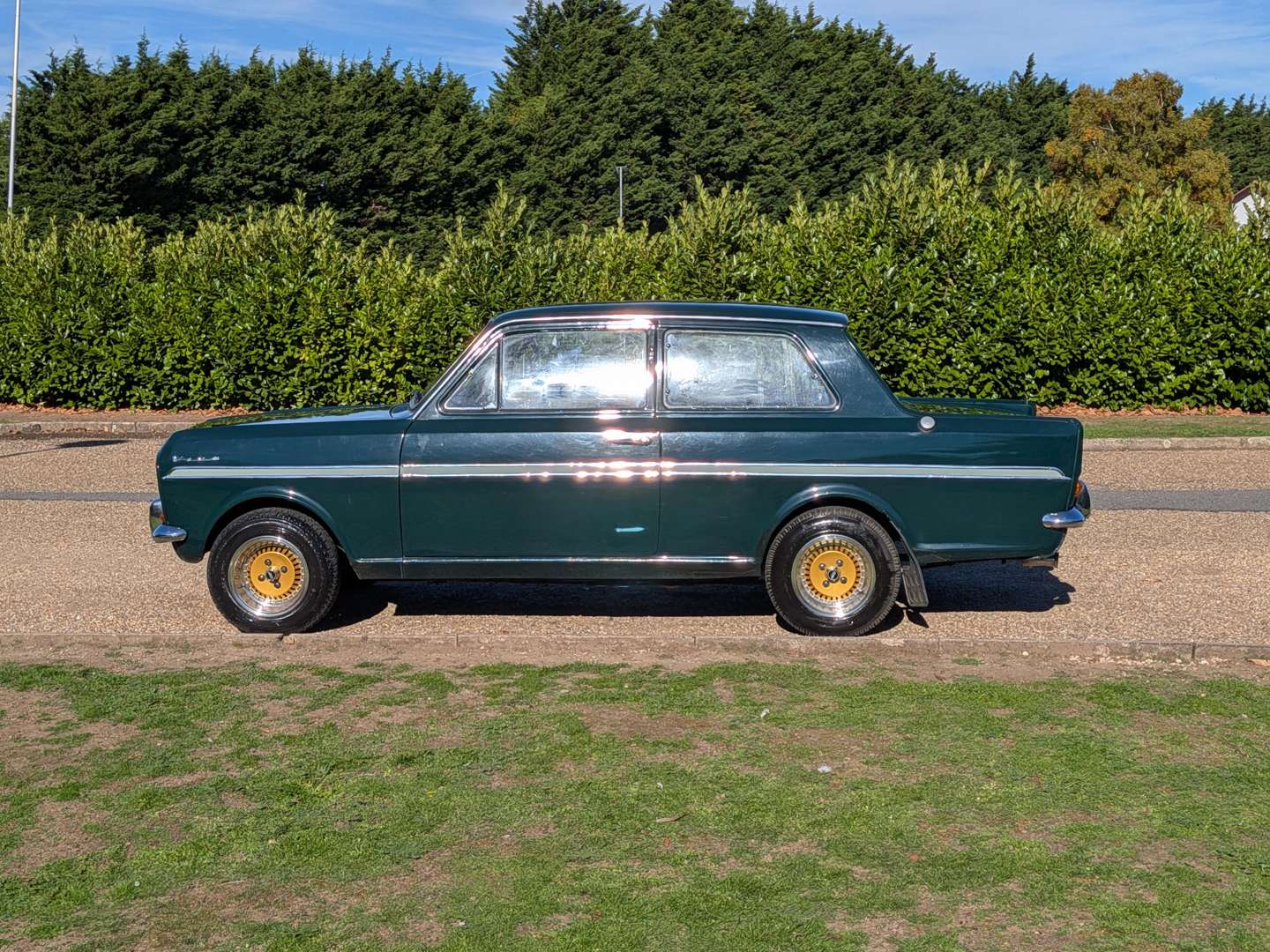 <p>1967 VAUXHALL VIVA SL</p>