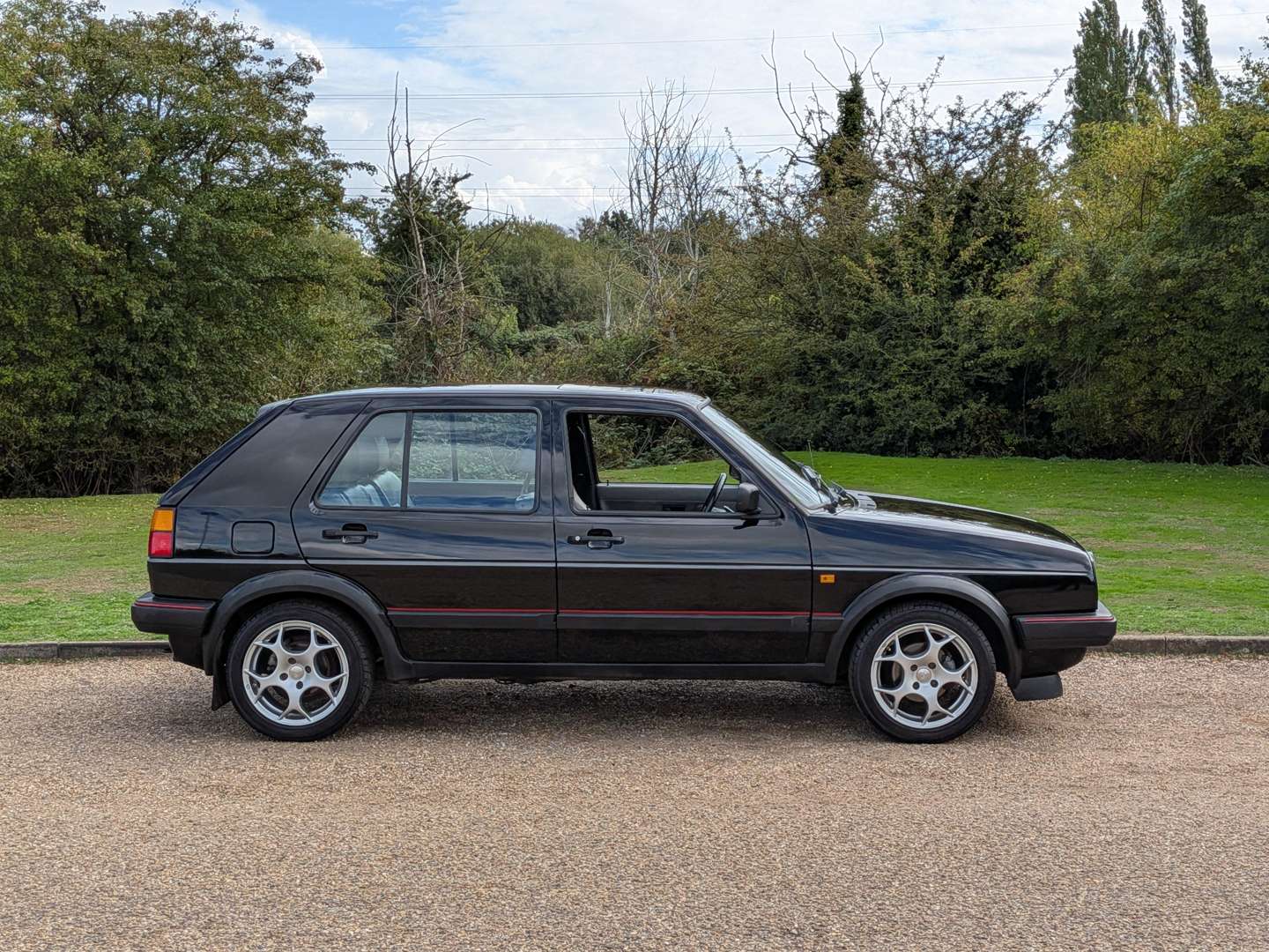 <p>1989 VW GOLF GTI MK2</p>