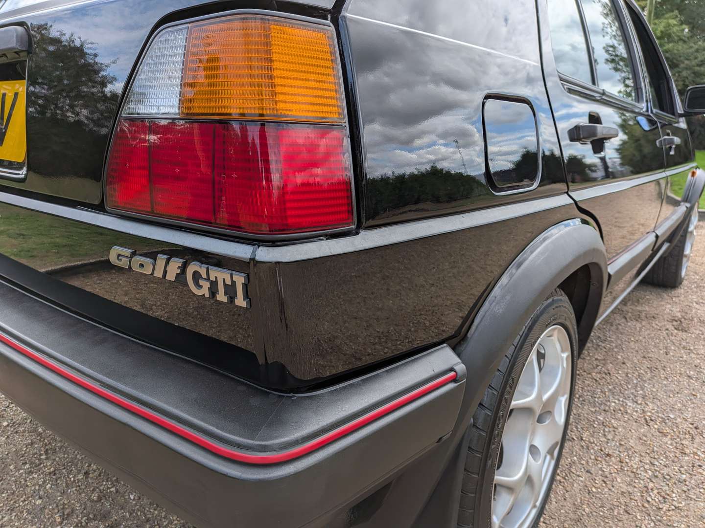 <p>1989 VW GOLF GTI MK2</p>