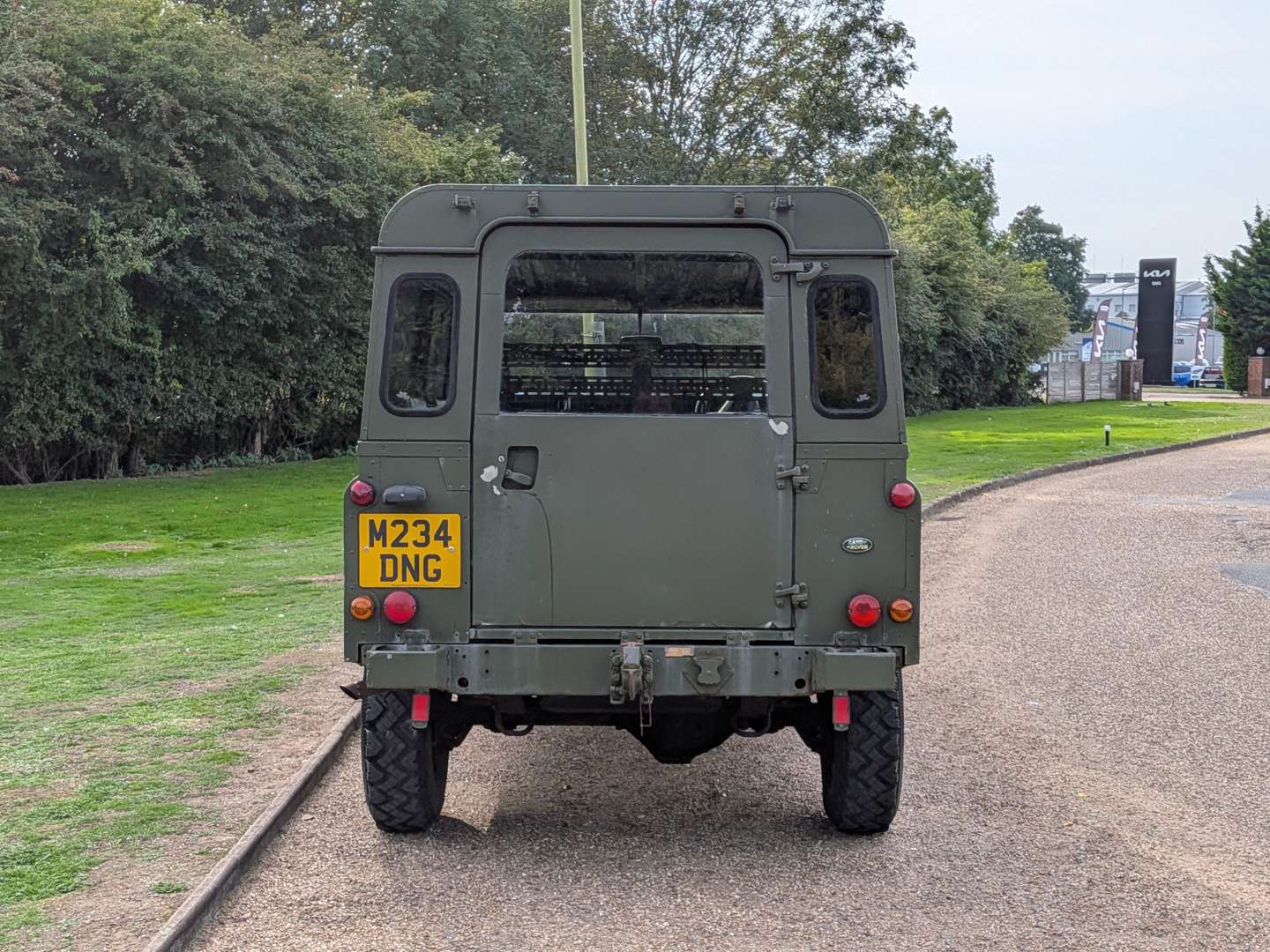 <p>1995 LAND ROVER DEFENDER 110</p>