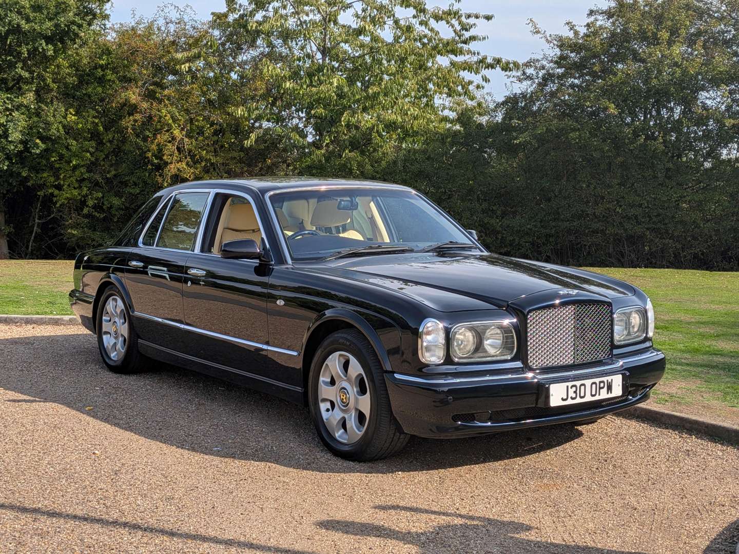 <p>1998 BENTLEY ARNAGE</p>