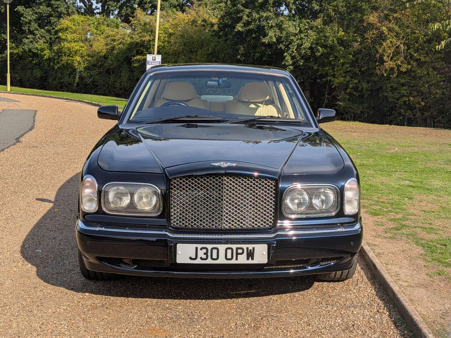 <p>1998 BENTLEY ARNAGE</p>