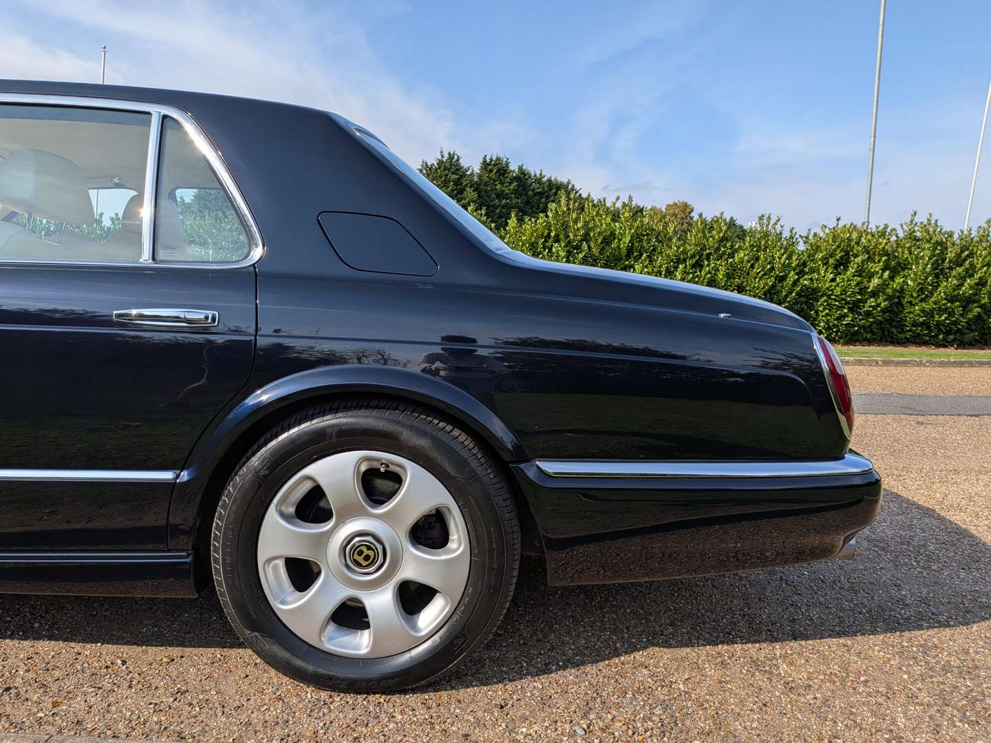 <p>1998 BENTLEY ARNAGE</p>