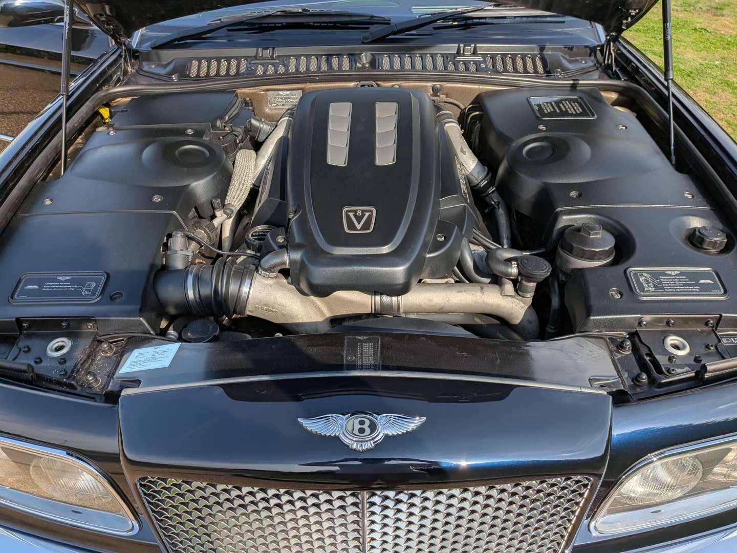 <p>1998 BENTLEY ARNAGE</p>