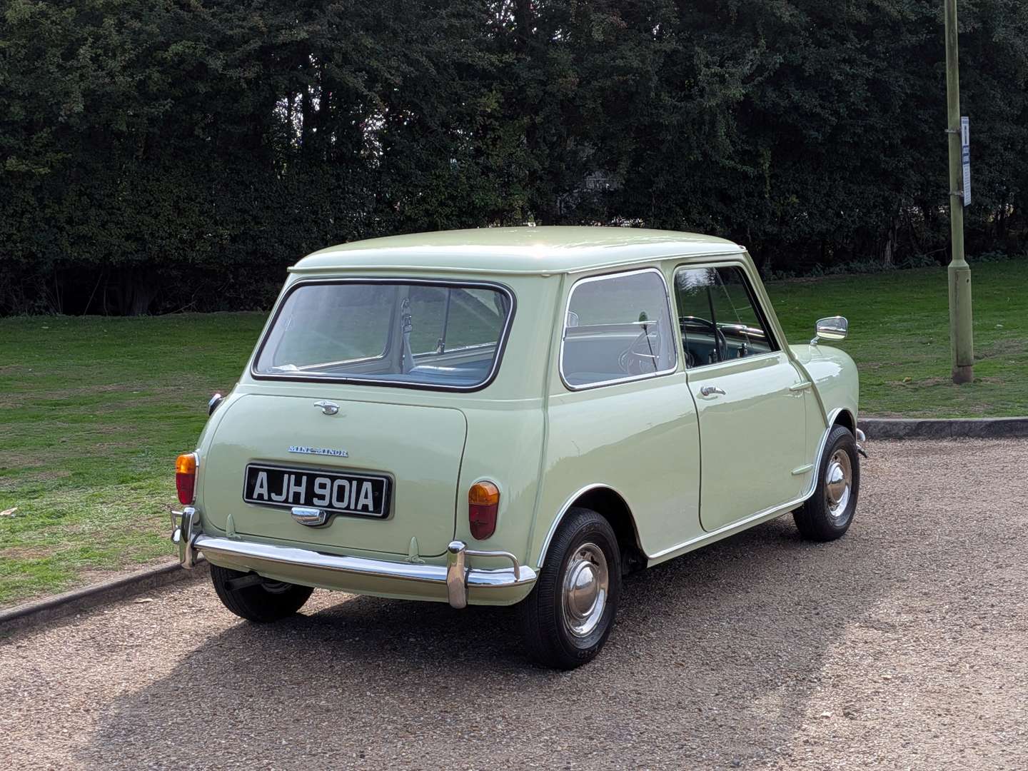 <p>1963 MORRIS MINI 850</p>
