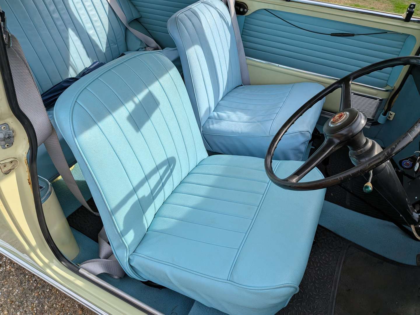 <p>1963 MORRIS MINI 850</p>