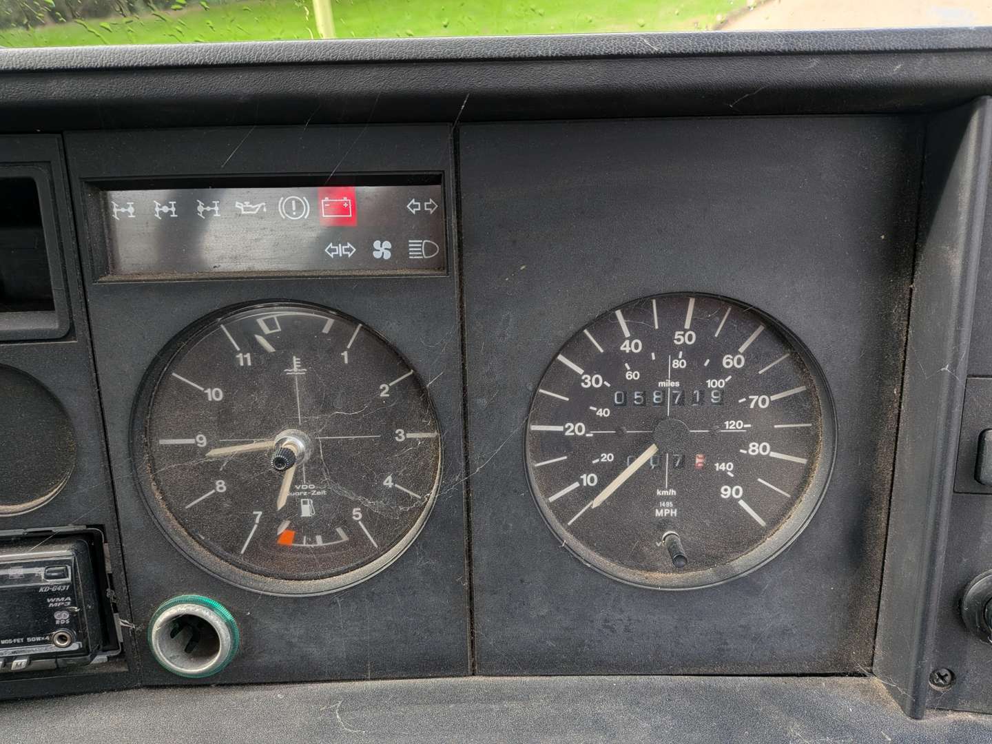 <p>1989 VW LT35 DROPSIDE</p>