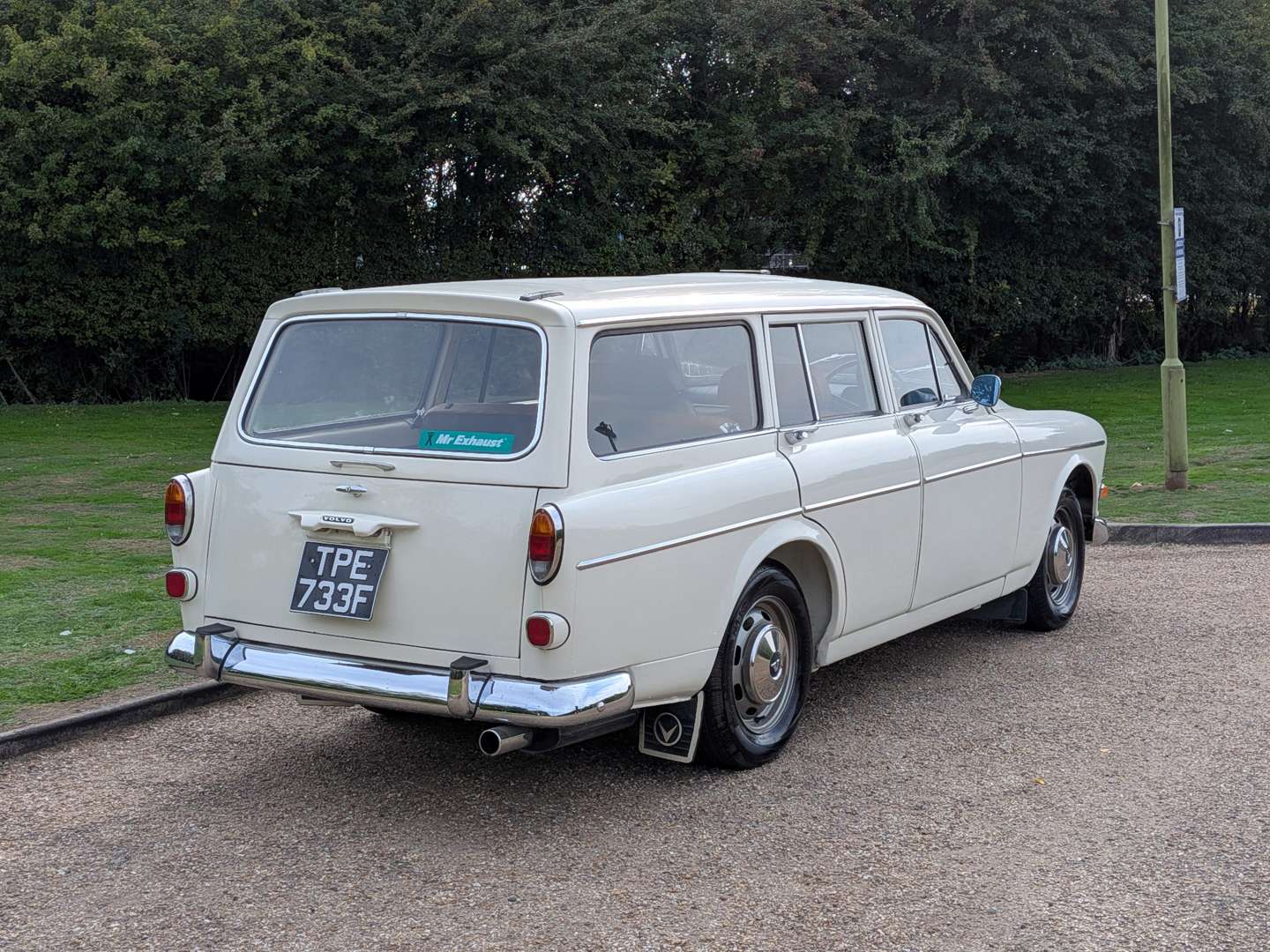 <p>1968 VOLVO 121 AMAZON ESTATE</p>