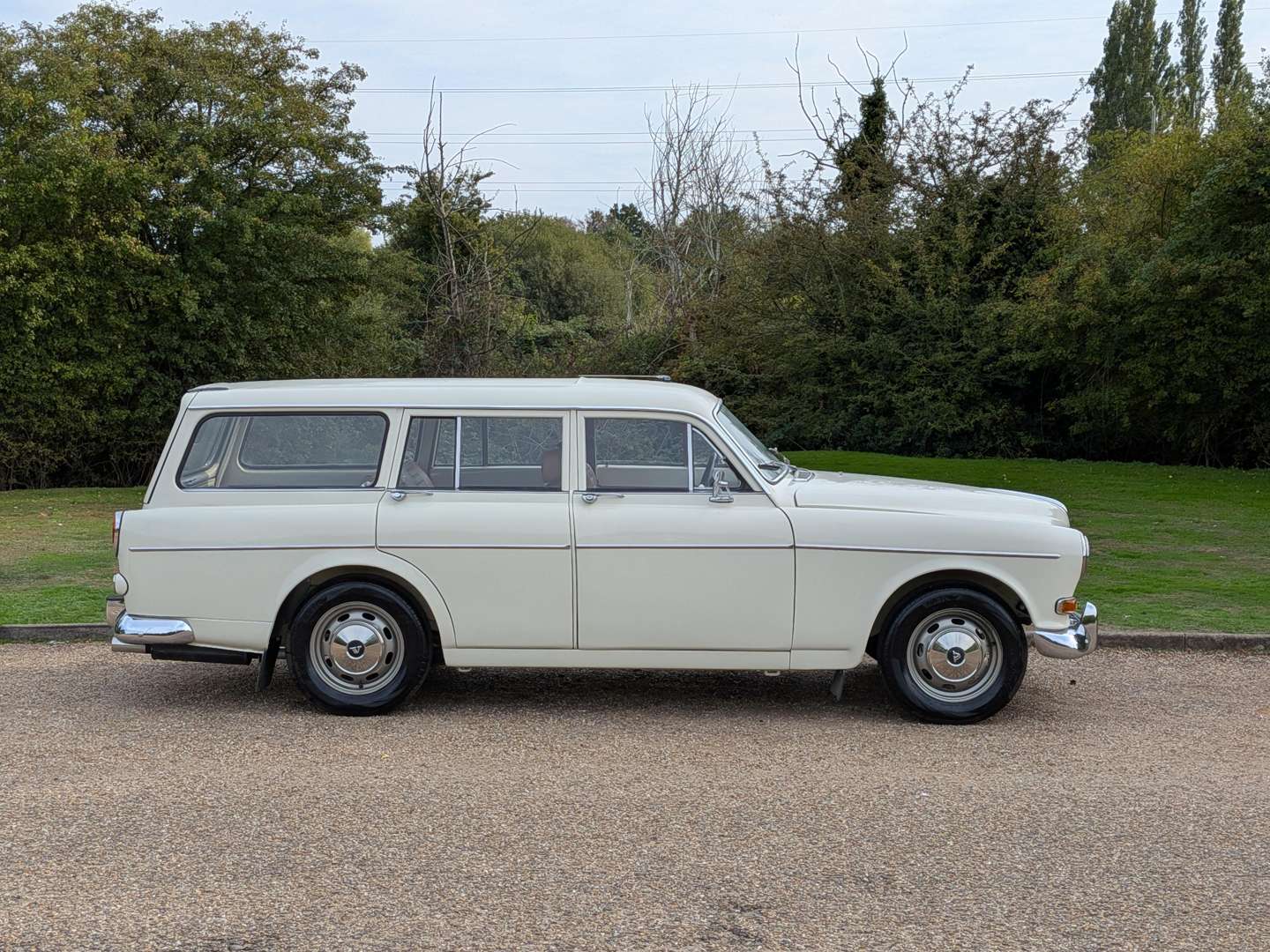 <p>1968 VOLVO 121 AMAZON ESTATE</p>