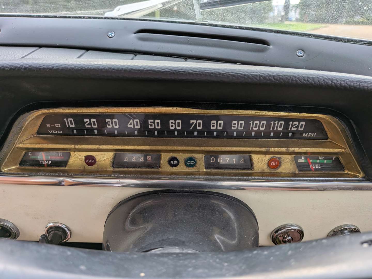 <p>1968 VOLVO 121 AMAZON ESTATE</p>