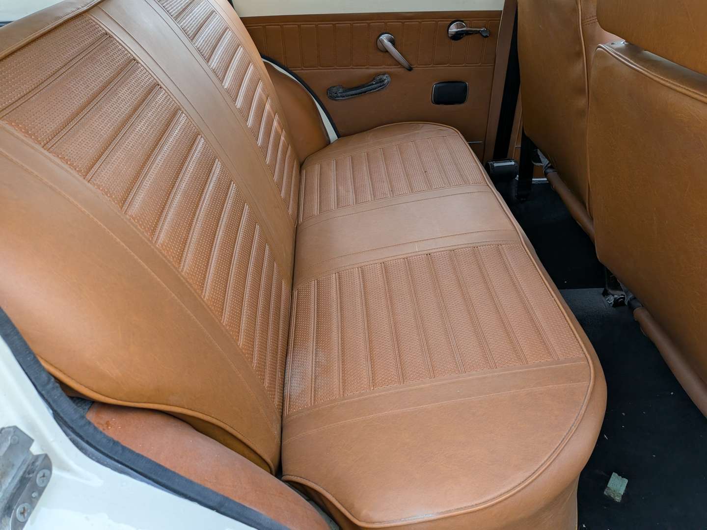 <p>1968 VOLVO 121 AMAZON ESTATE</p>