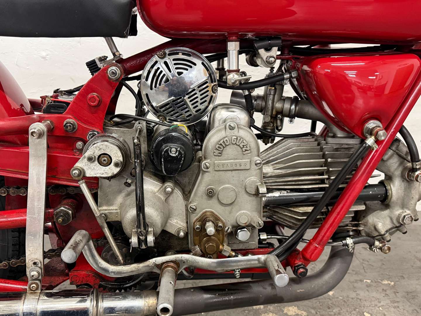<p>1953 MOTO GUZZI FALCONE SPORT</p>