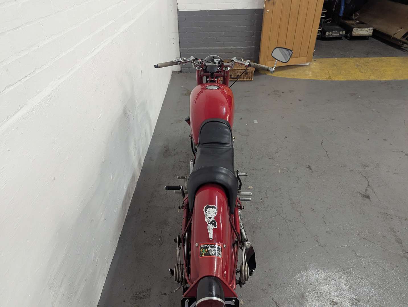 <p>1953 MOTO GUZZI FALCONE SPORT</p>