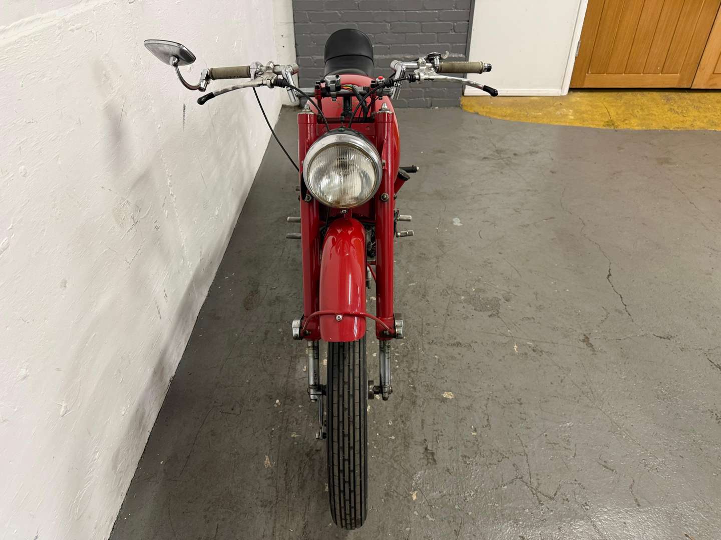 <p>1953 MOTO GUZZI FALCONE SPORT</p>
