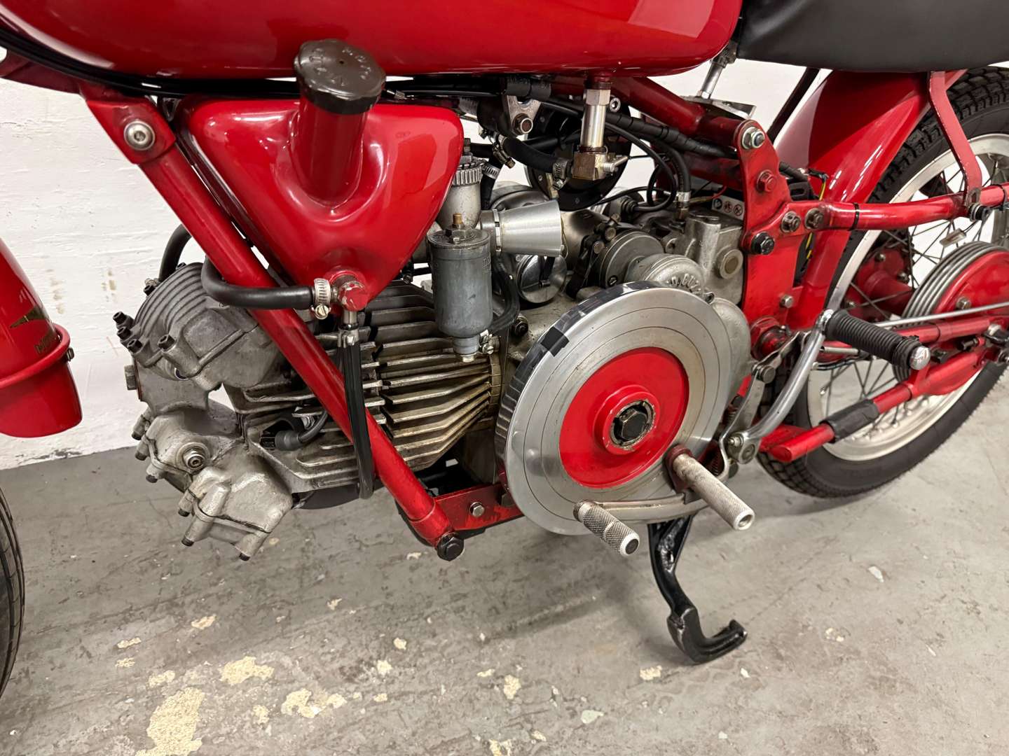 <p>1953 MOTO GUZZI FALCONE SPORT</p>