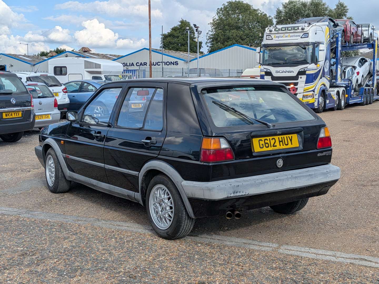 <p>1990 VW GOLF GTI MK2</p>