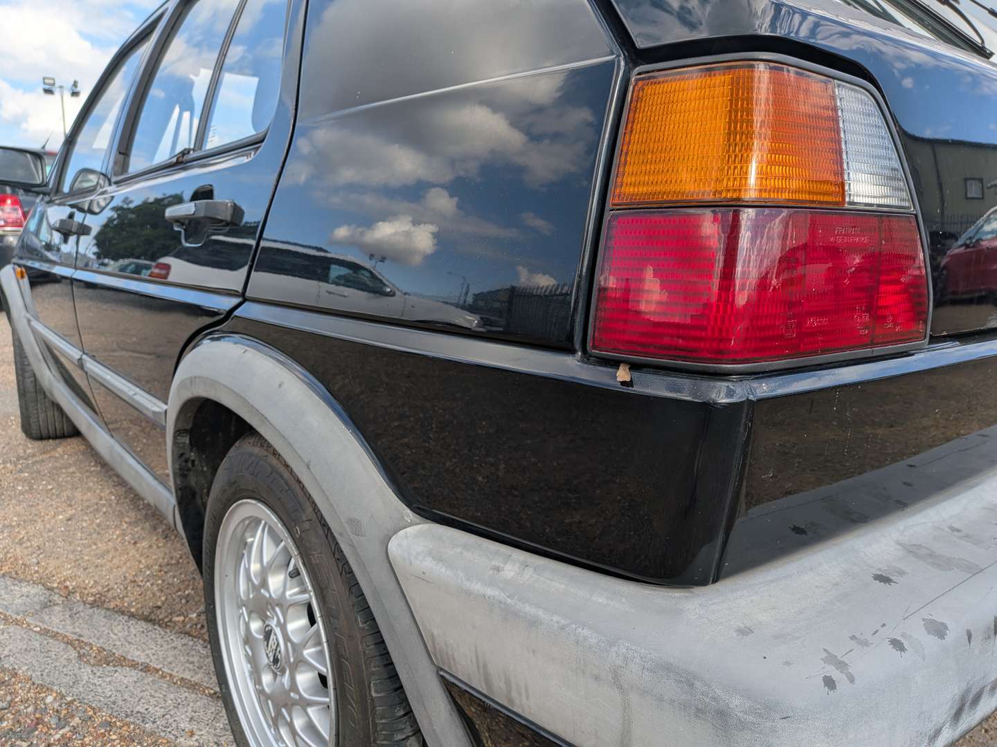 <p>1990 VW GOLF GTI MK2</p>