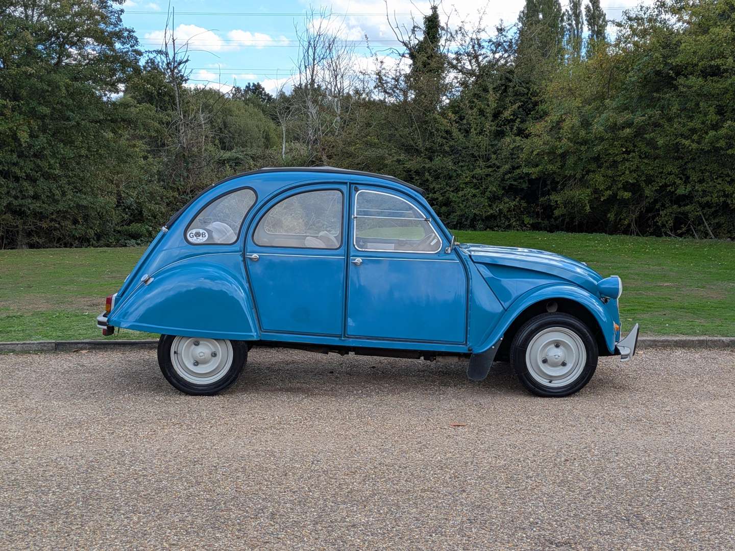 <p>1984 CITROEN 2CV6 SPECIAL</p>