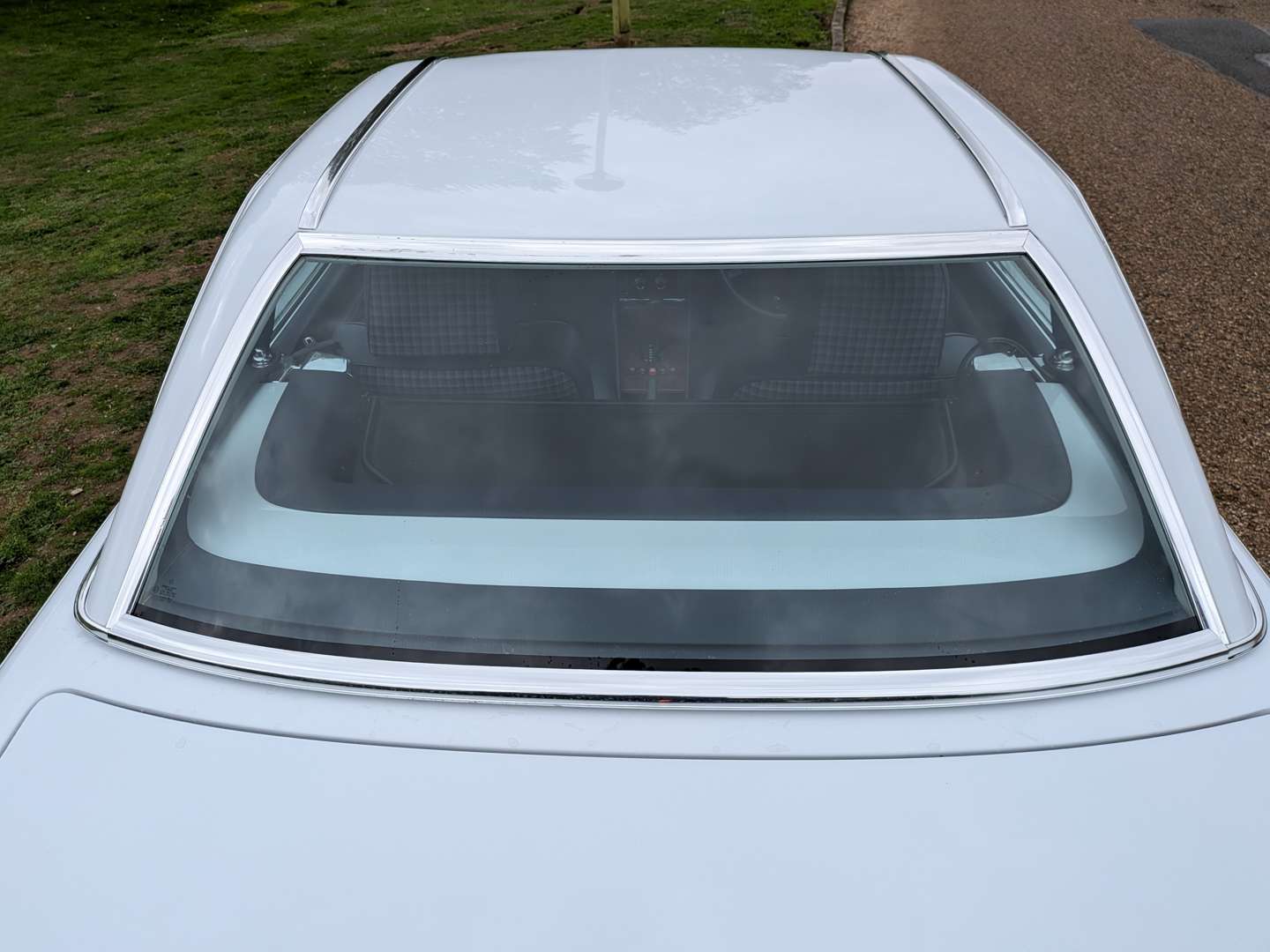 <p>1988 MERCEDES 300SL R107</p>