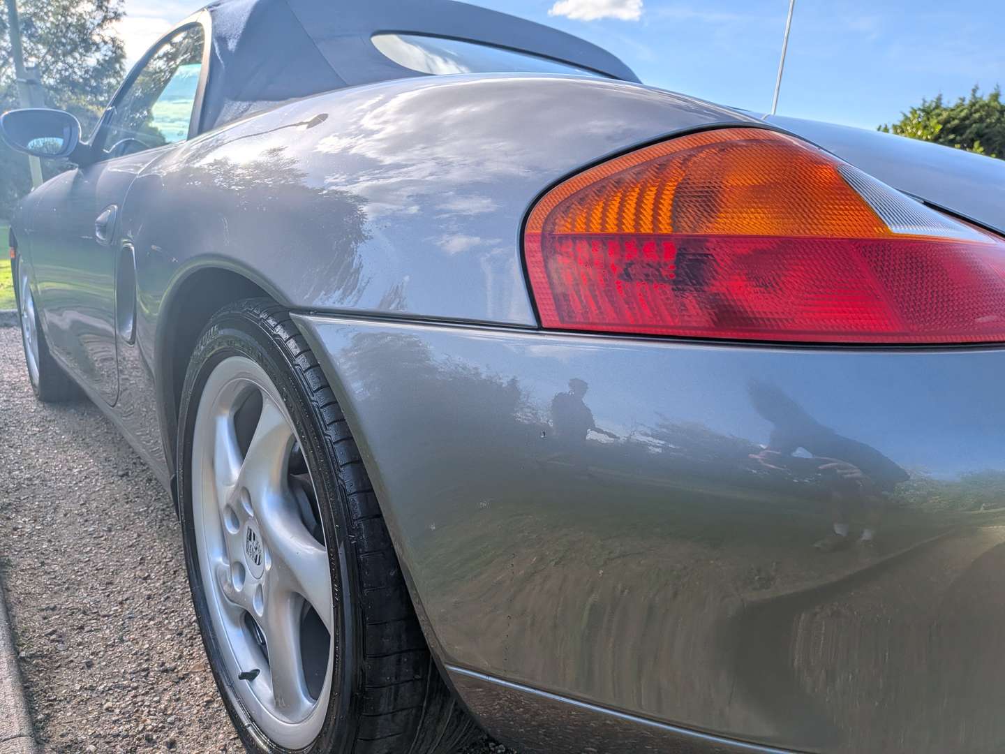 <p>2002 PORSCHE BOXSTER 2.7</p>