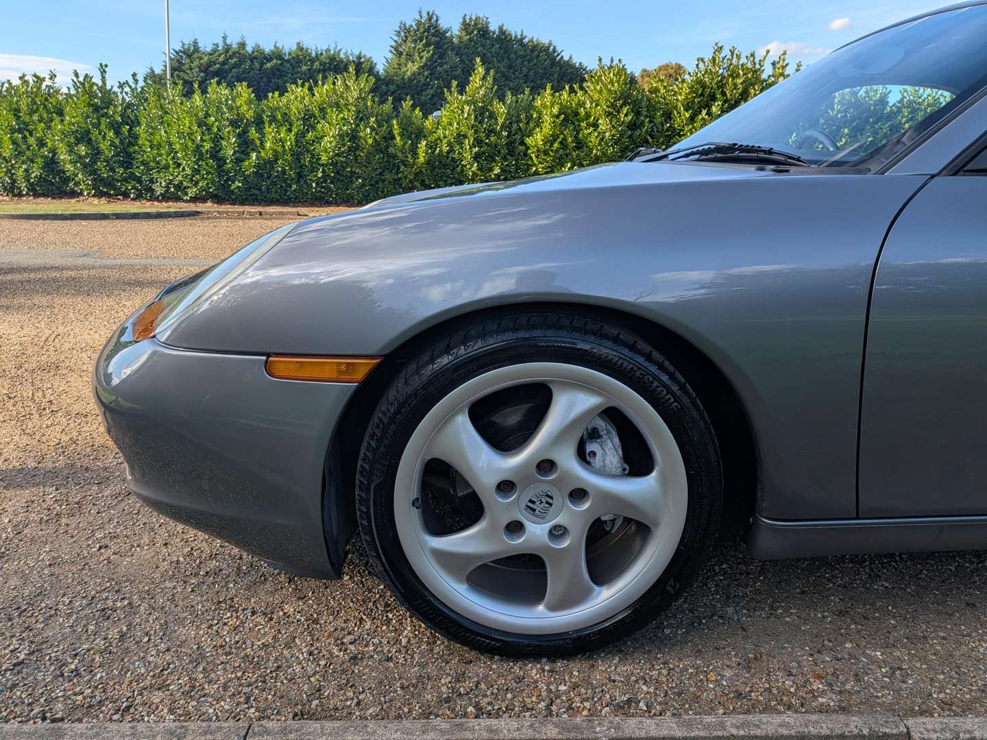 <p>2002 PORSCHE BOXSTER 2.7</p>