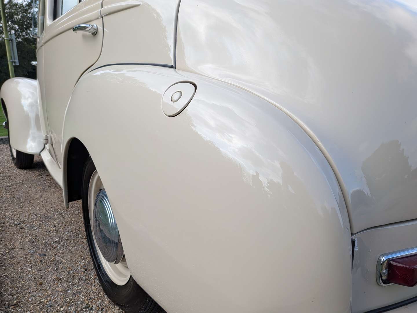 <p>1950 VAUXHALL VELOX</p>