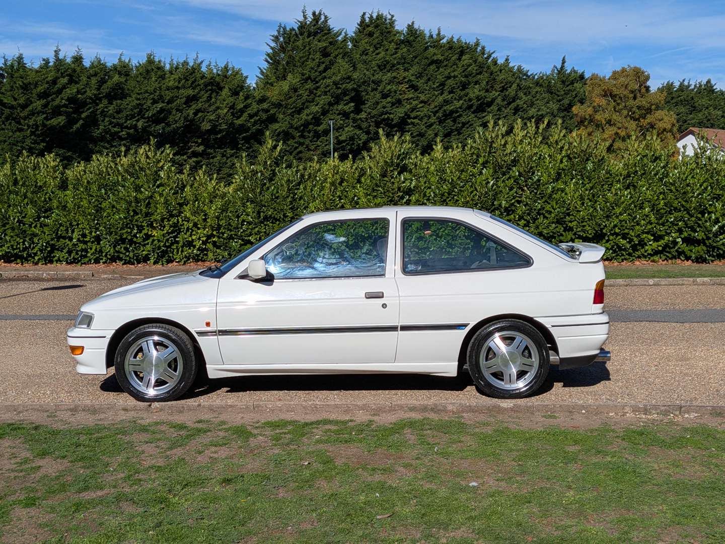 <p>1991 FORD ESCORT RS2000</p>