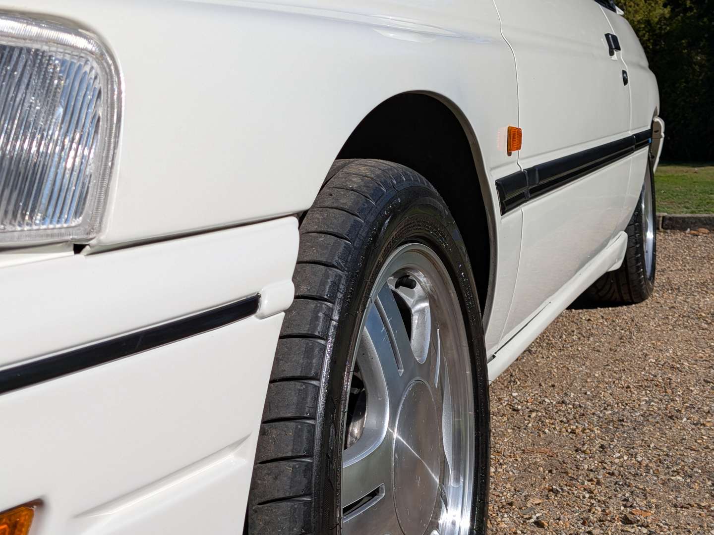 <p>1991 FORD ESCORT RS2000</p>