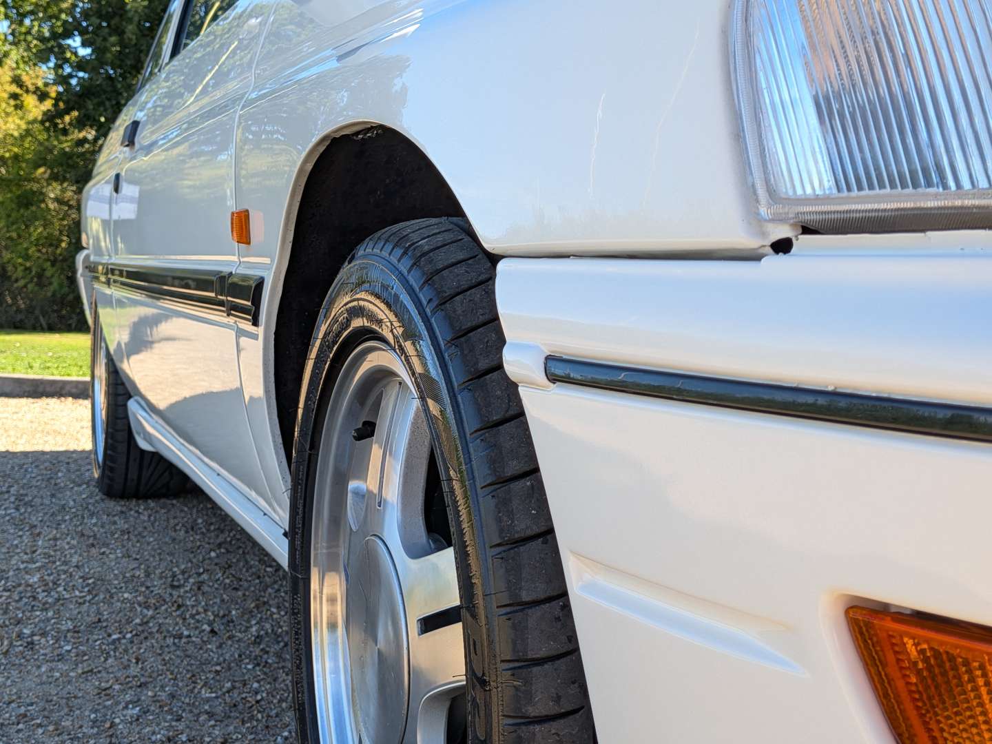 <p>1991 FORD ESCORT RS2000</p>