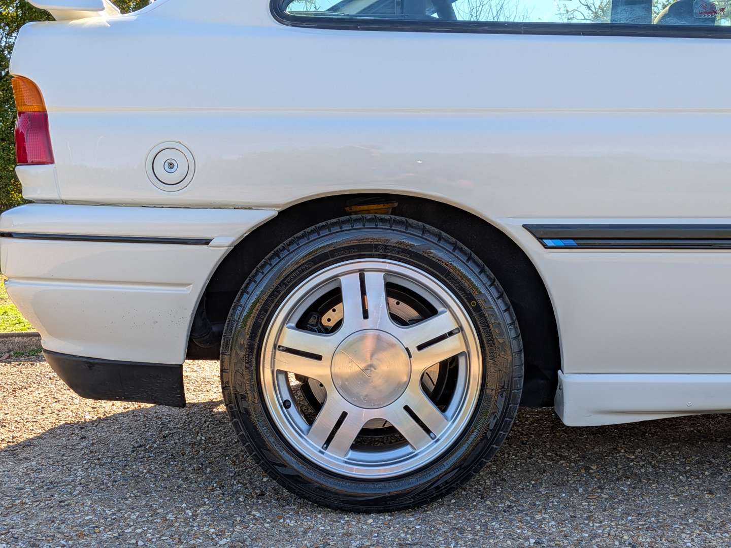 <p>1991 FORD ESCORT RS2000</p>