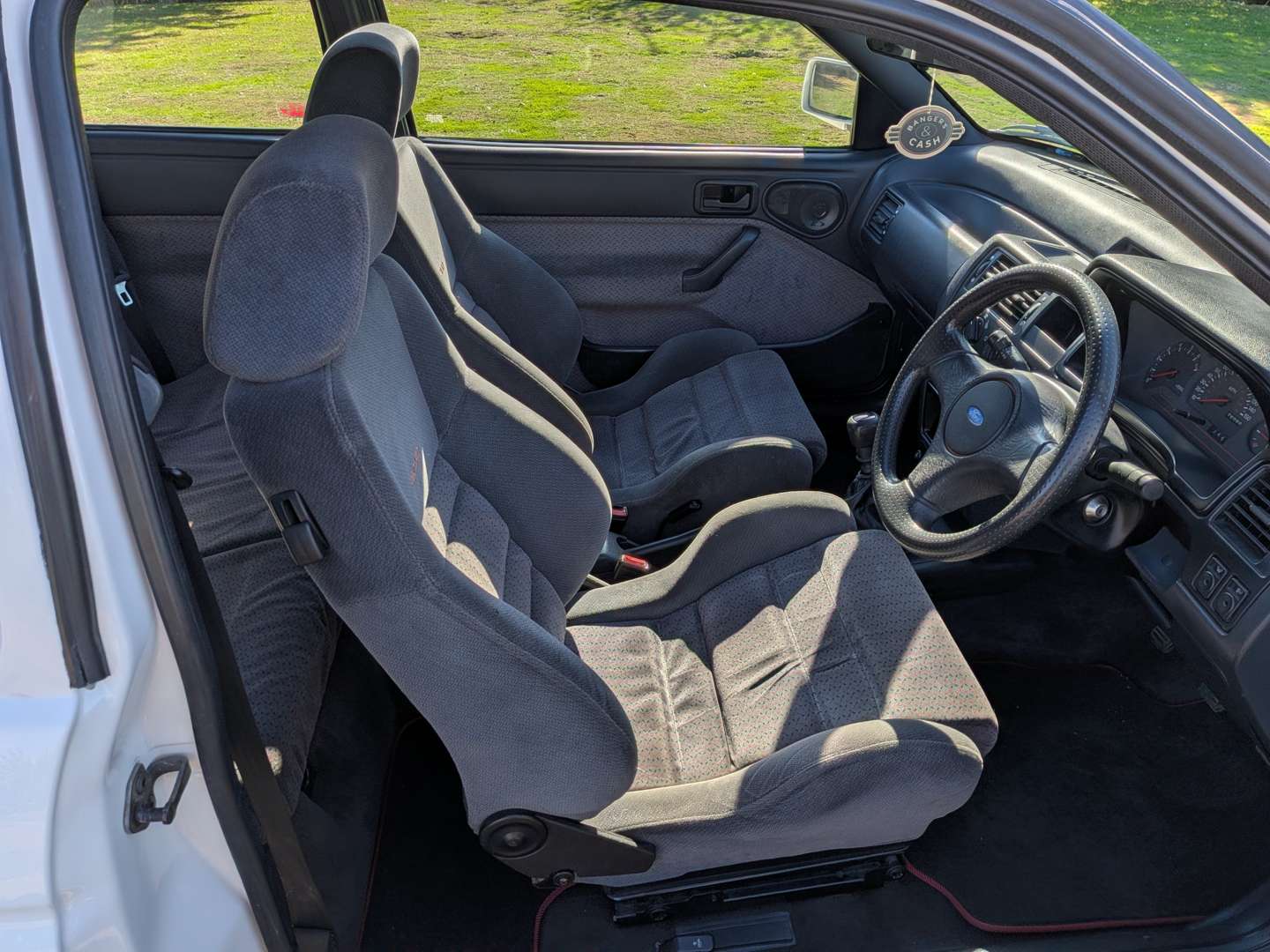 <p>1991 FORD ESCORT RS2000</p>