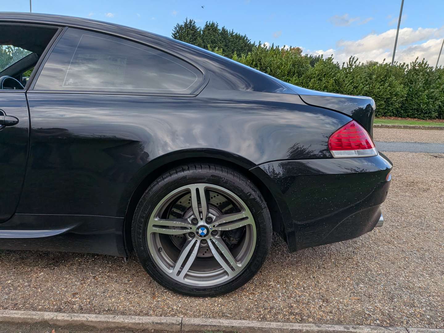 <p>2005 BMW E63 M6 MANUAL</p>