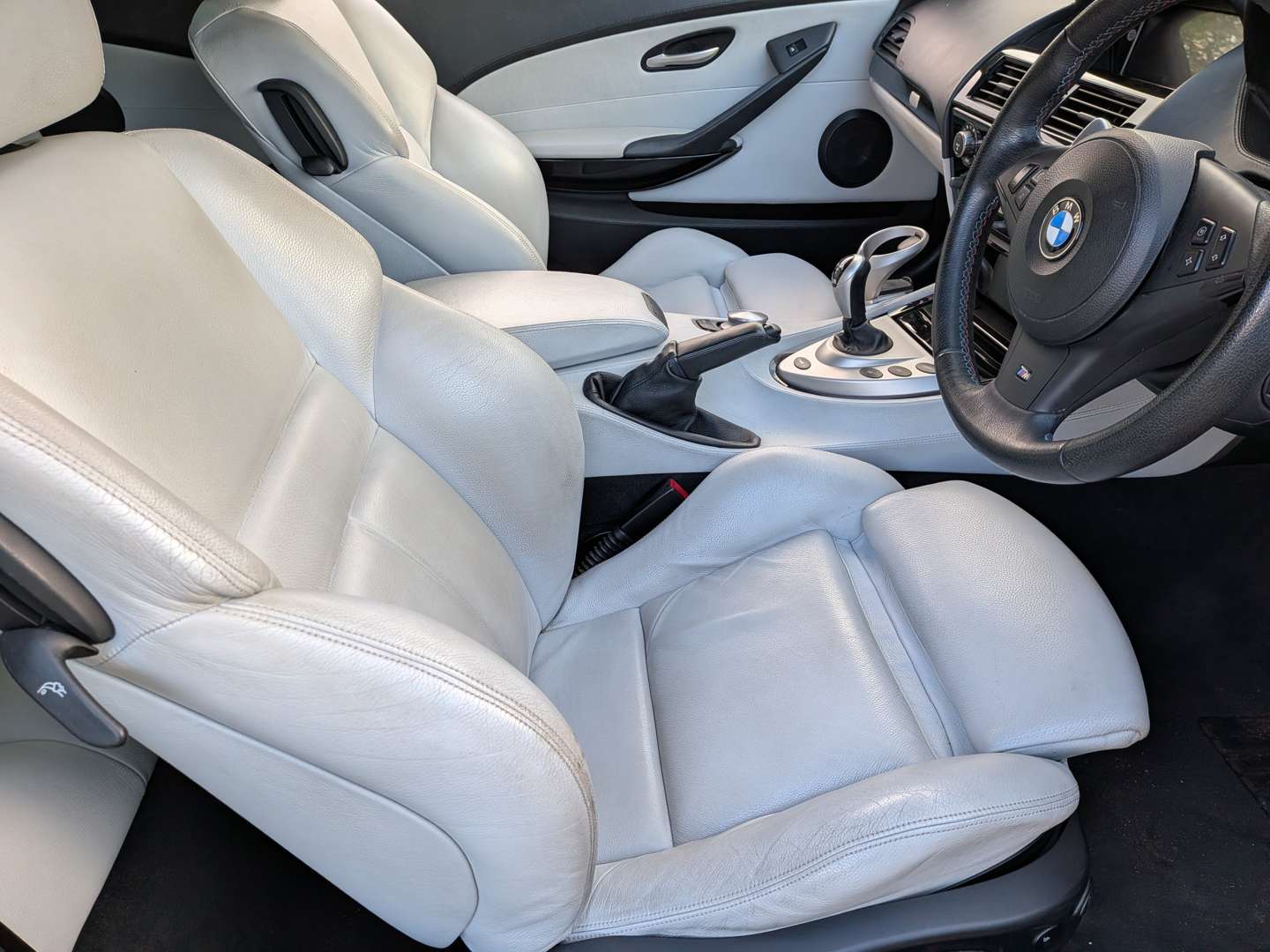 <p>2005 BMW E63 M6 MANUAL</p>