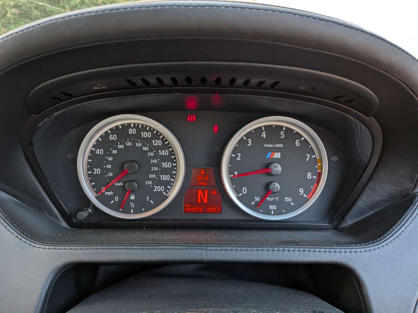 <p>2005 BMW E63 M6 MANUAL</p>