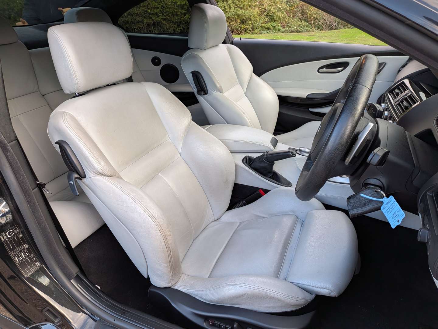 <p>2005 BMW E63 M6 MANUAL</p>