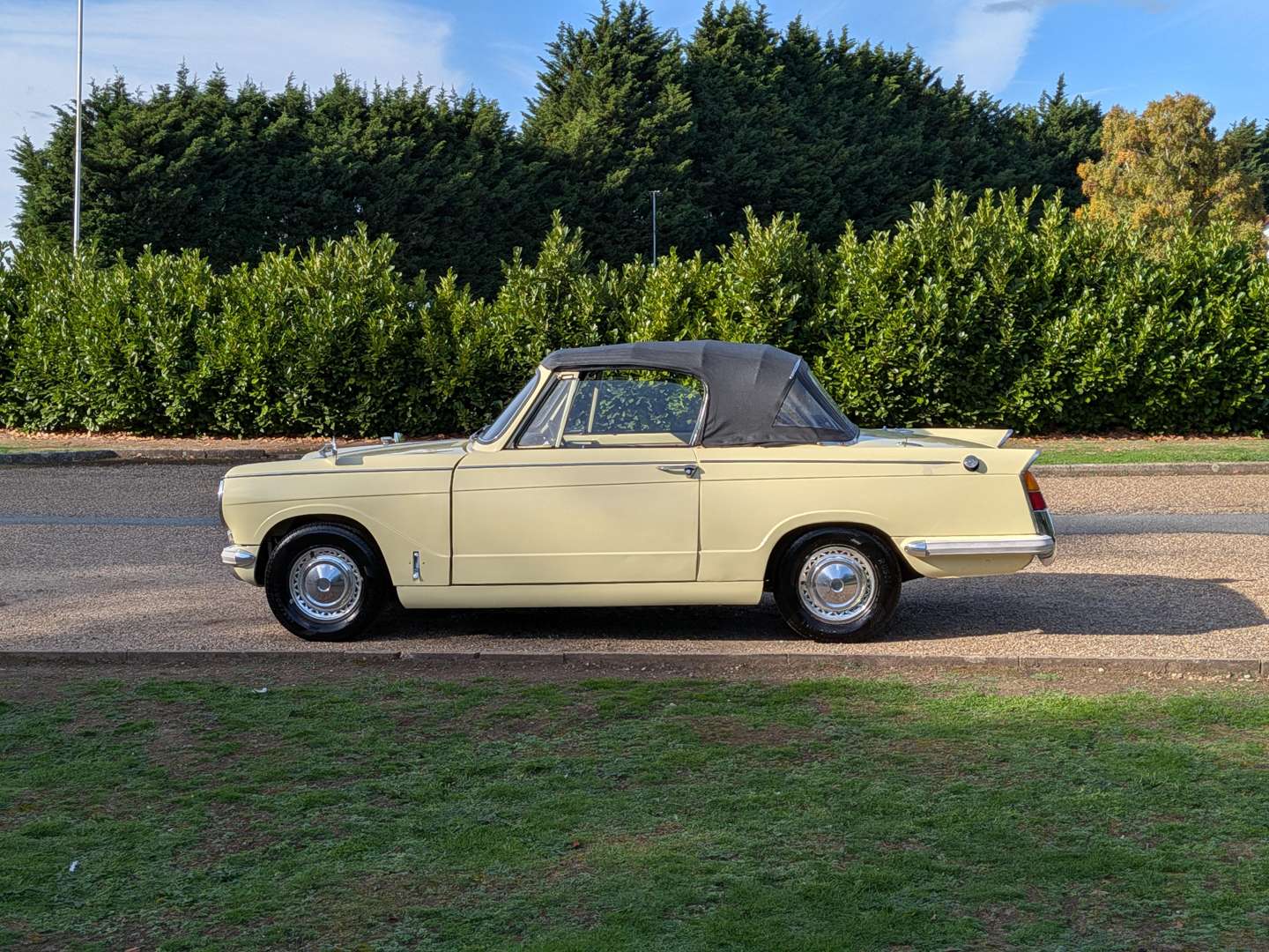 <p>1970 TRIUMPH HERALD 13/60 CONVERTIBLE</p>
