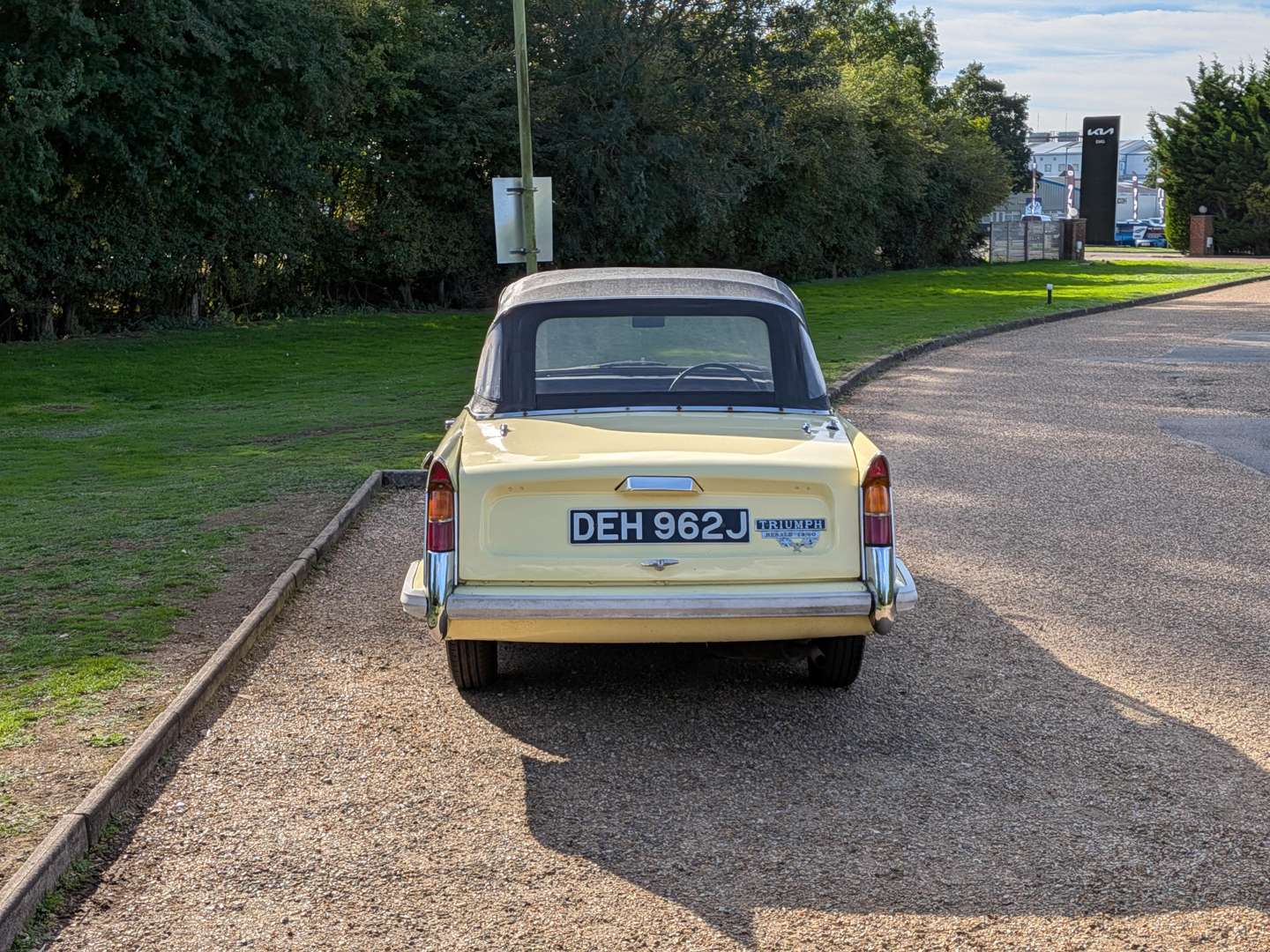 <p>1970 TRIUMPH HERALD 13/60 CONVERTIBLE</p>